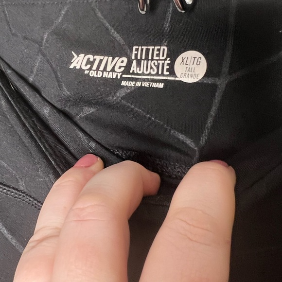 Old Navy Active Leggings - Picture 4 of 5